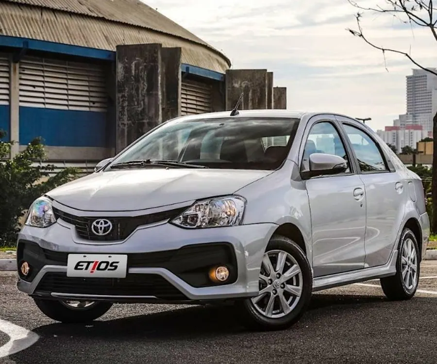 Toyota Etios photo 1