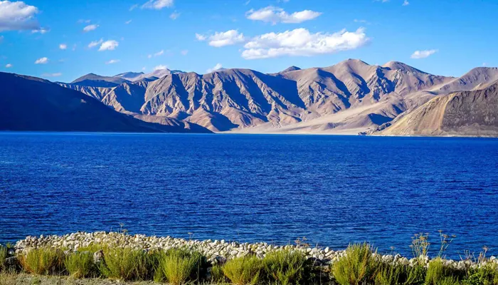 Kashmir & Leh Ladakh Tour Itinerary 10 Nights | 11 Days