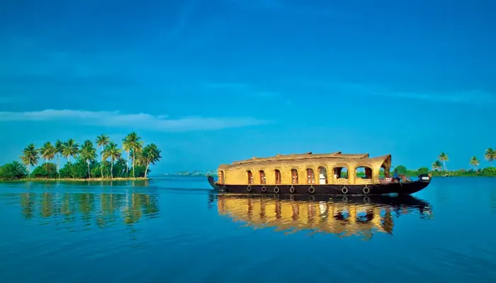 Kerala Tour – 3 Nights / 4 Days
